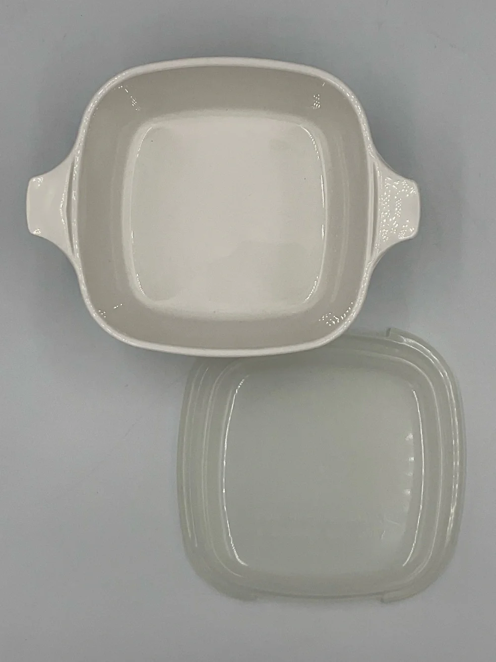 Corningware Spice of Life “Le Persil” 2 3/4 Cup  Petite Casserole w/ Plastic Lid